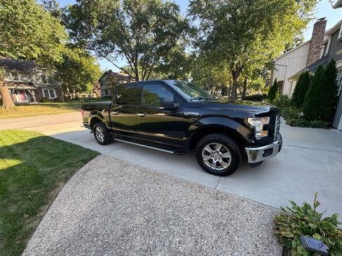 Used 2016 Ford F150 XLT w/ Equipment Group 302A Luxury RWD image 25