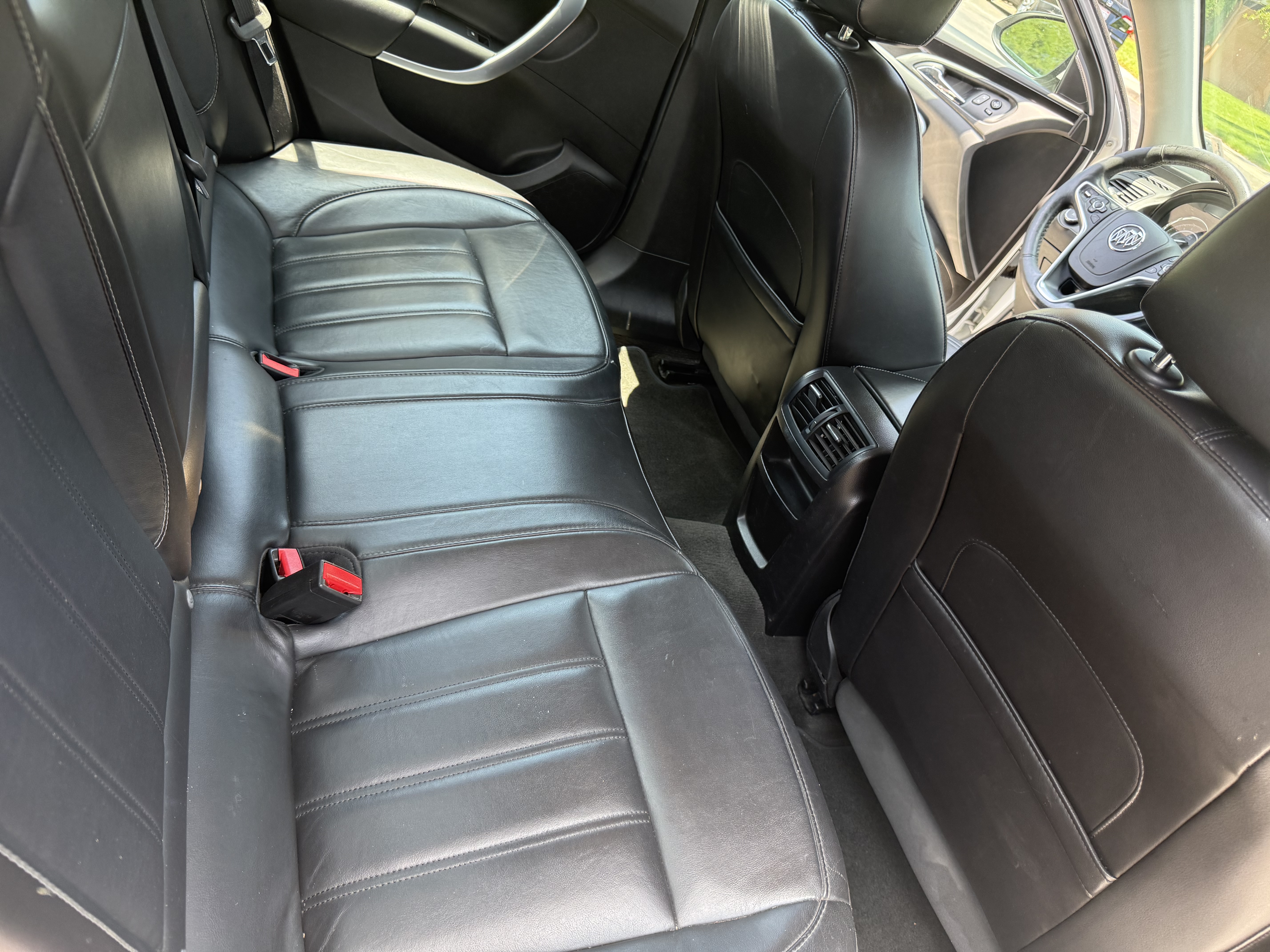 Used 2016 Buick Regal Premium AWD/4WD image 14