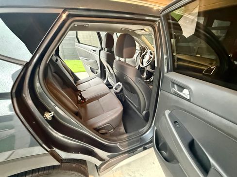 Used 2021 Hyundai Tucson SEL FWD image 25