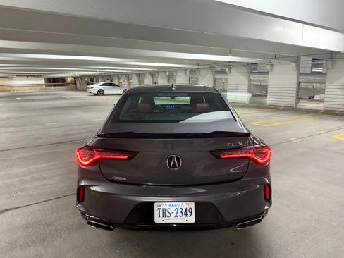 Used 2022 Acura TLX w/ A-SPEC Pkg image 9