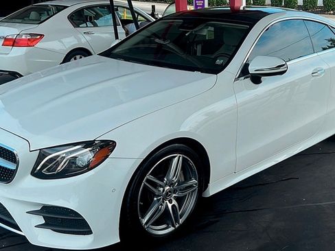 Used 2018 Mercedes-Benz E 400 Coupe image 5