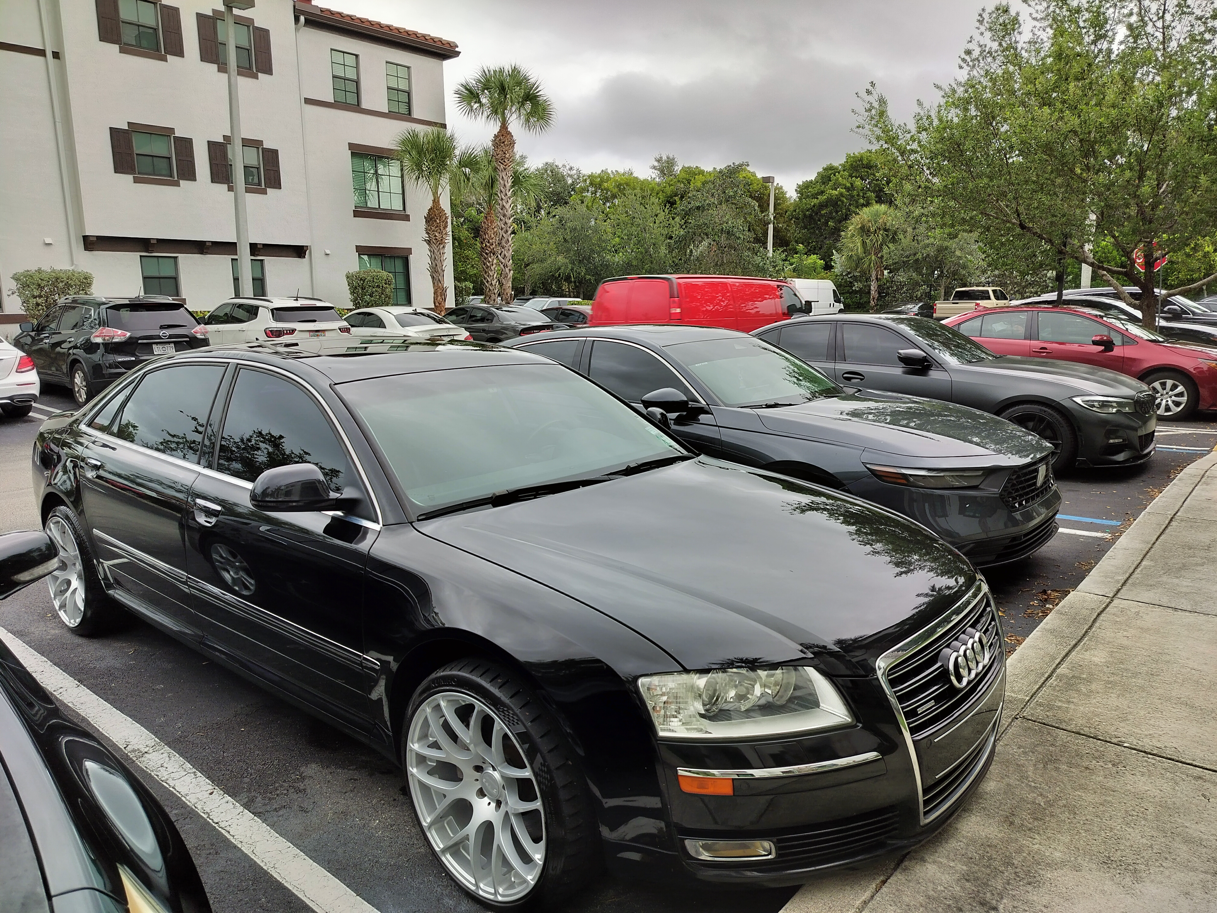 Used 2008 Audi A8 L 4.2 AWD/4WD image 1