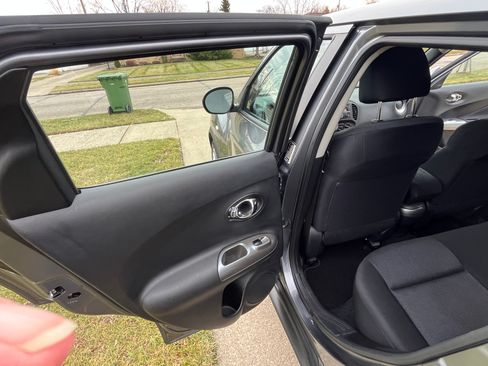 Used 2014 Nissan Juke S image 12