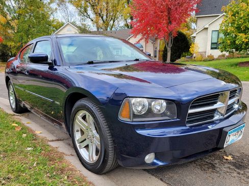 Used 2006 Dodge Charger R/T w/ Convenience Group II RWD image 2