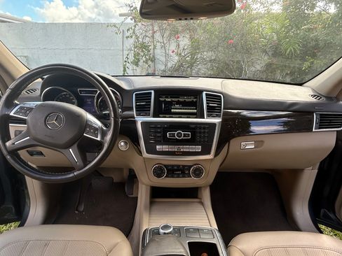 Used 2014 Mercedes-Benz GL 450 GL 450 4MATIC Sport Utility 4D image 13