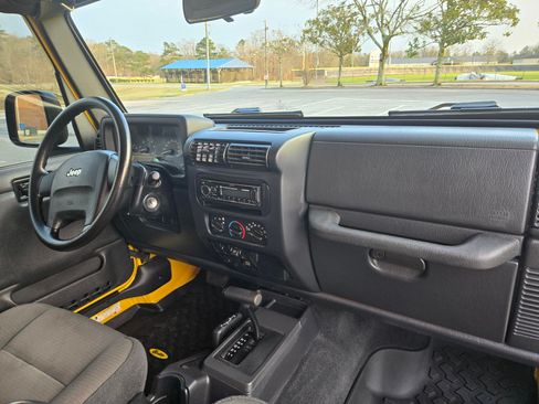 Used 2006 Jeep Wrangler X w/ Tire & Wheel Group (Ecco) image 14