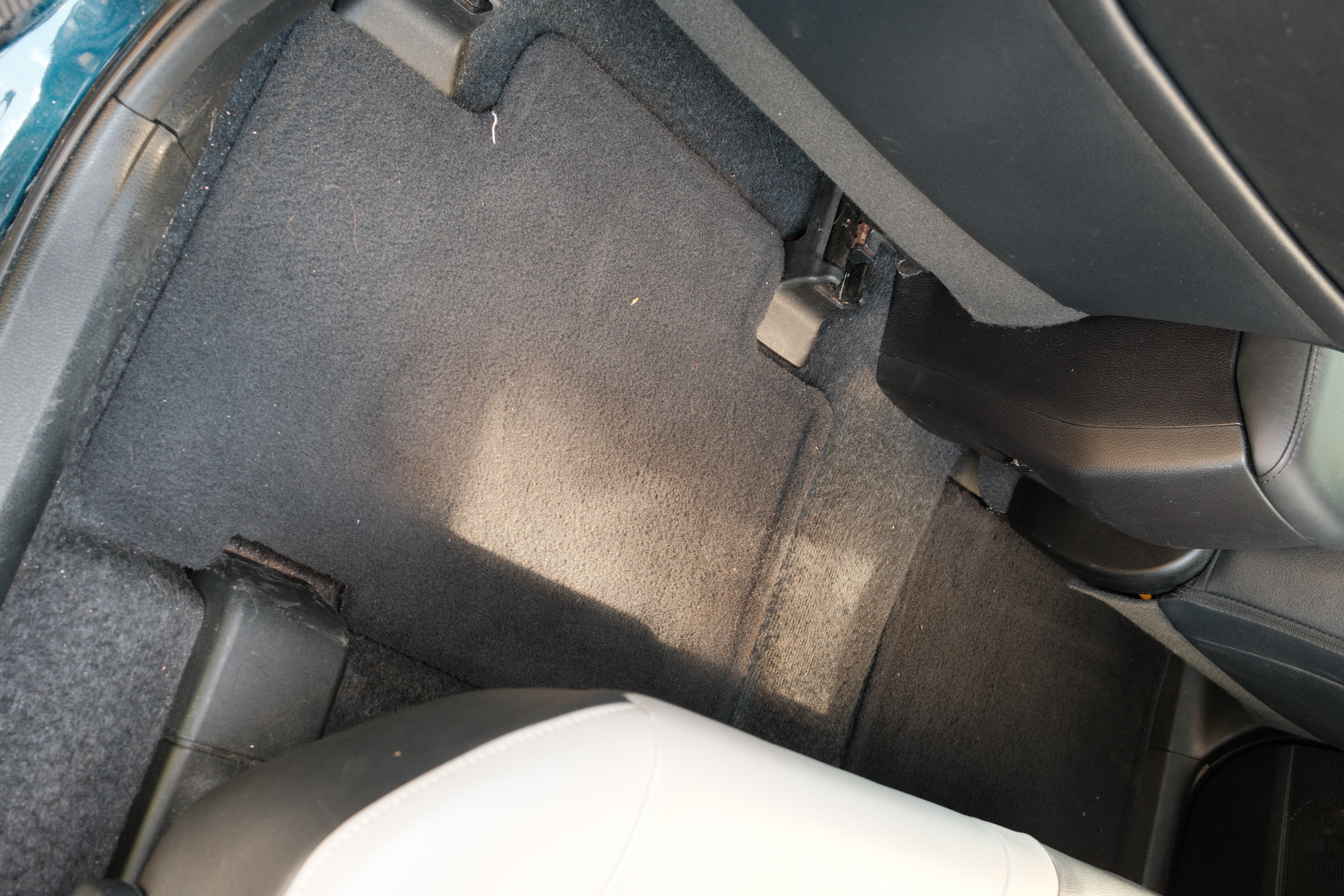 Used 2017 Toyota RAV4 Limited w/ Advanced Technology Package FWD image 21