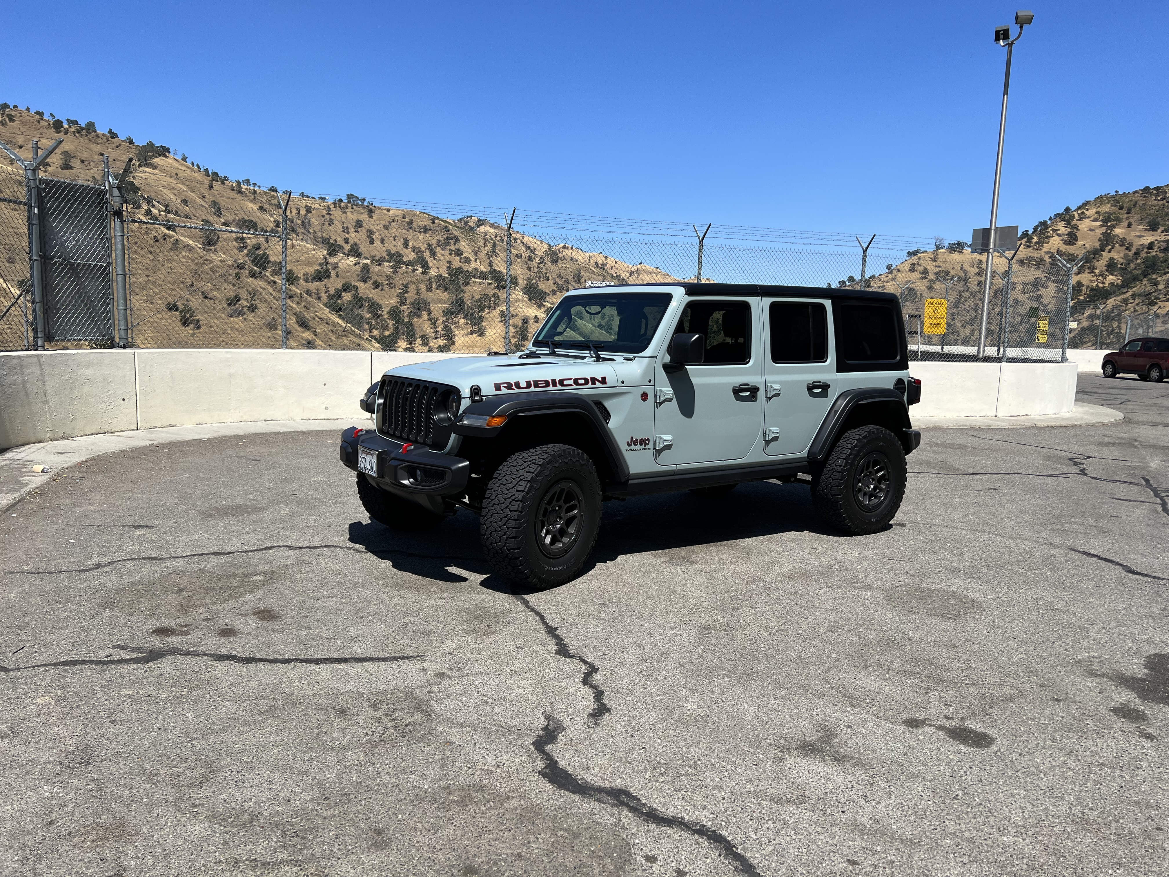 Used 2023 Jeep Wrangler Unlimited Rubicon w/ Xtreme 35 Tire Package AWD/4WD image 1