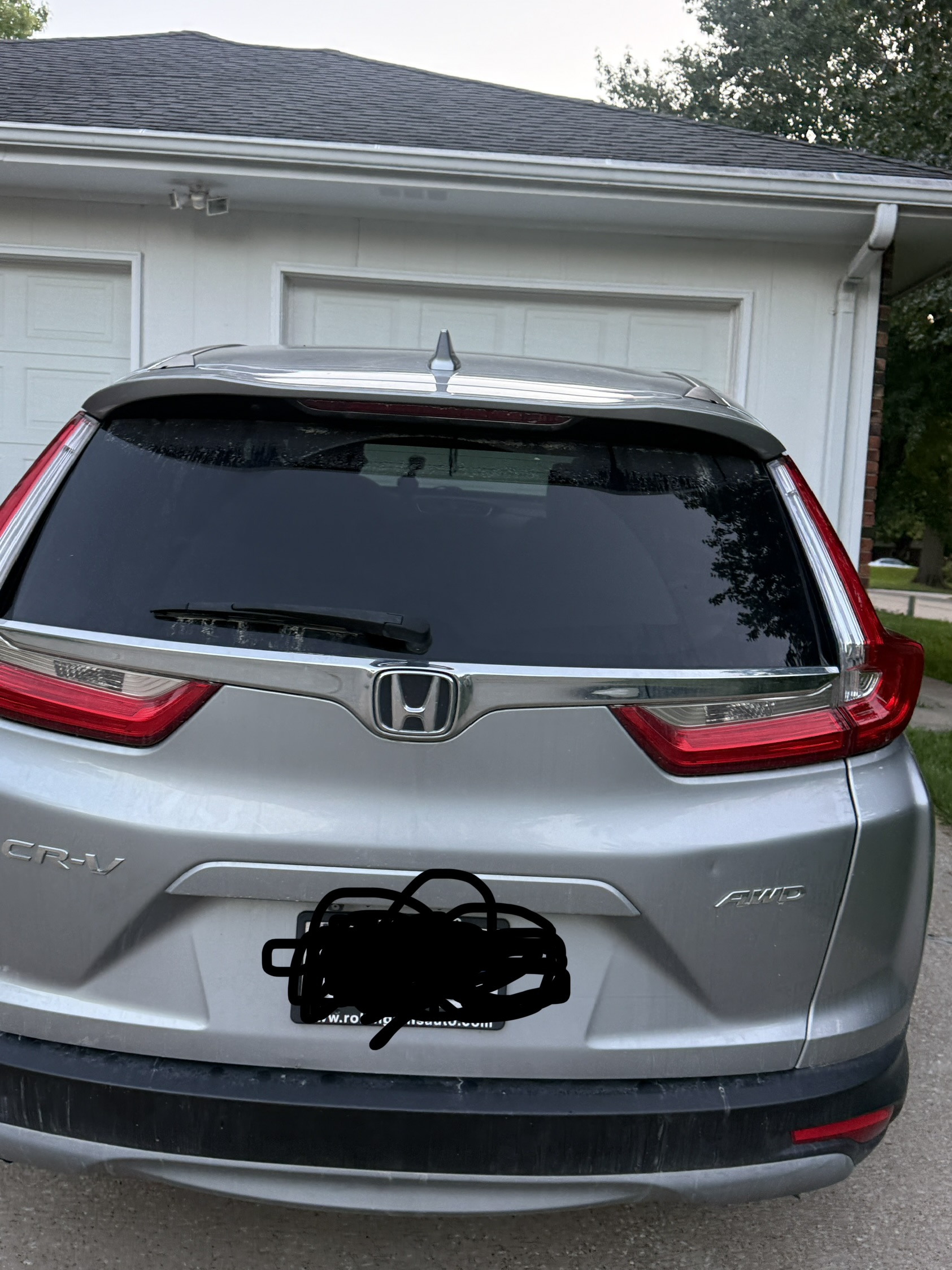 Used 2017 Honda CR-V EX image 2