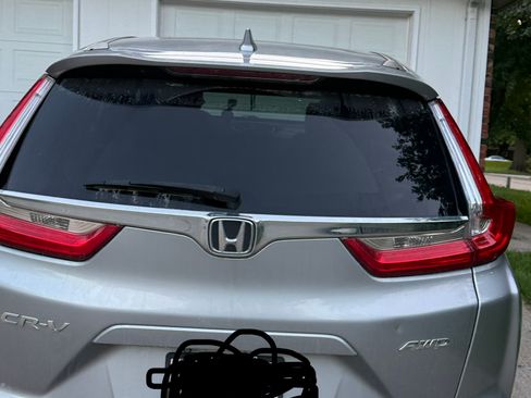 Used 2017 Honda CR-V EX image 2