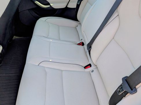 Used 2022 Tesla Model S Plaid image 13