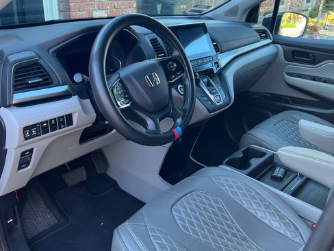 Used 2019 Honda Odyssey EX-L image 9