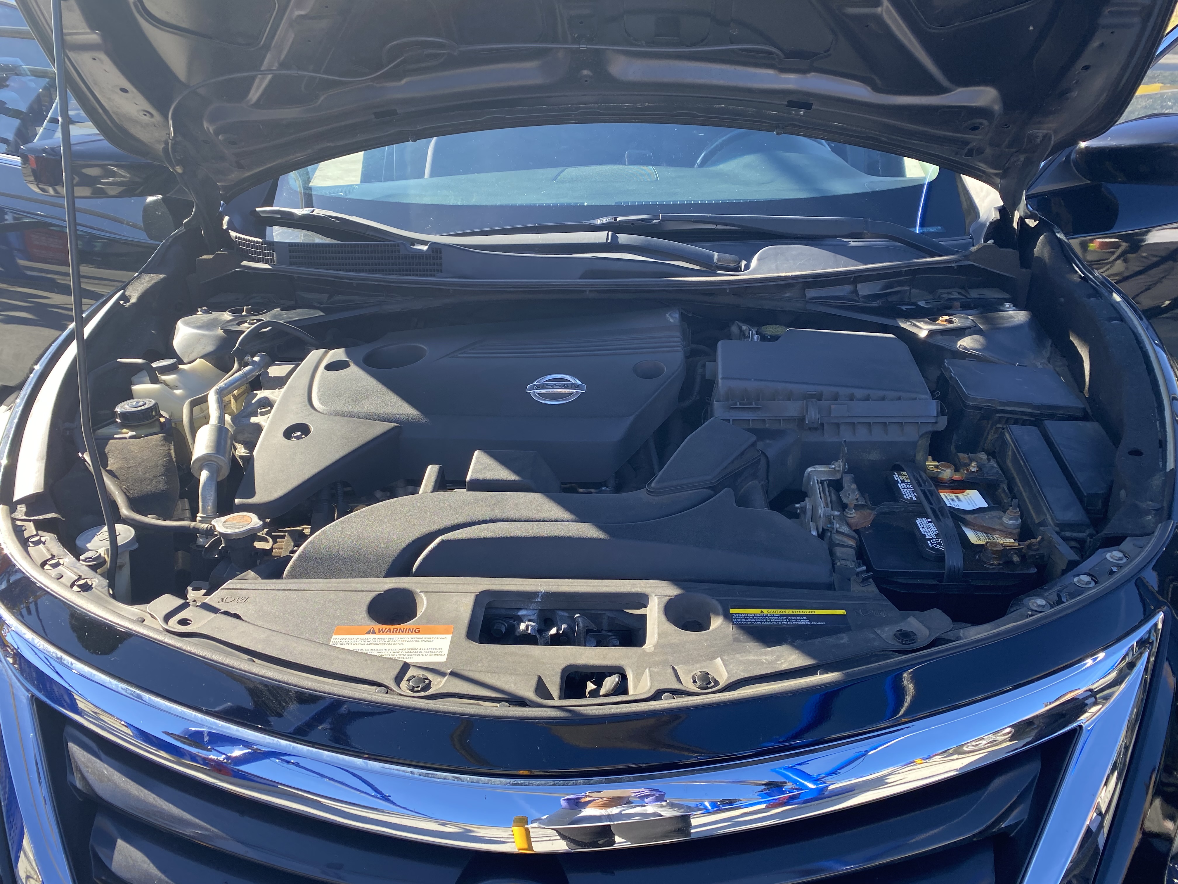 Used 2013 Nissan Altima 2.5 SV FWD image 2