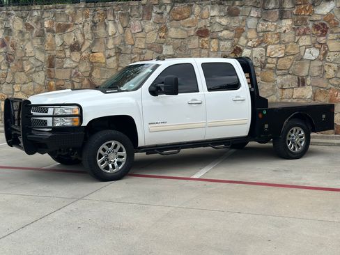 Used 2014 Chevrolet Silverado 2500 LT w/ Z71 Appearance Package image 31