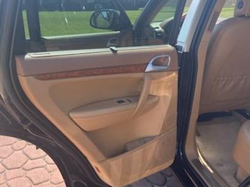 Used 2006 Porsche Cayenne S Titanium Edition image 12