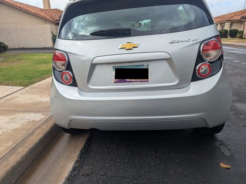 Used 2016 Chevrolet Sonic LT image 12