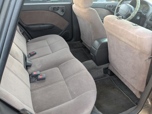 Used 1995 Subaru Legacy L image 15