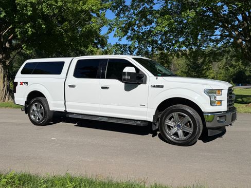 Used 2017 Ford F150 XLT w/ Equipment Group 302A Luxury AWD/4WD image 2