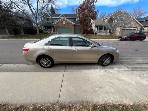 Used 2009 Toyota Camry LE image 9