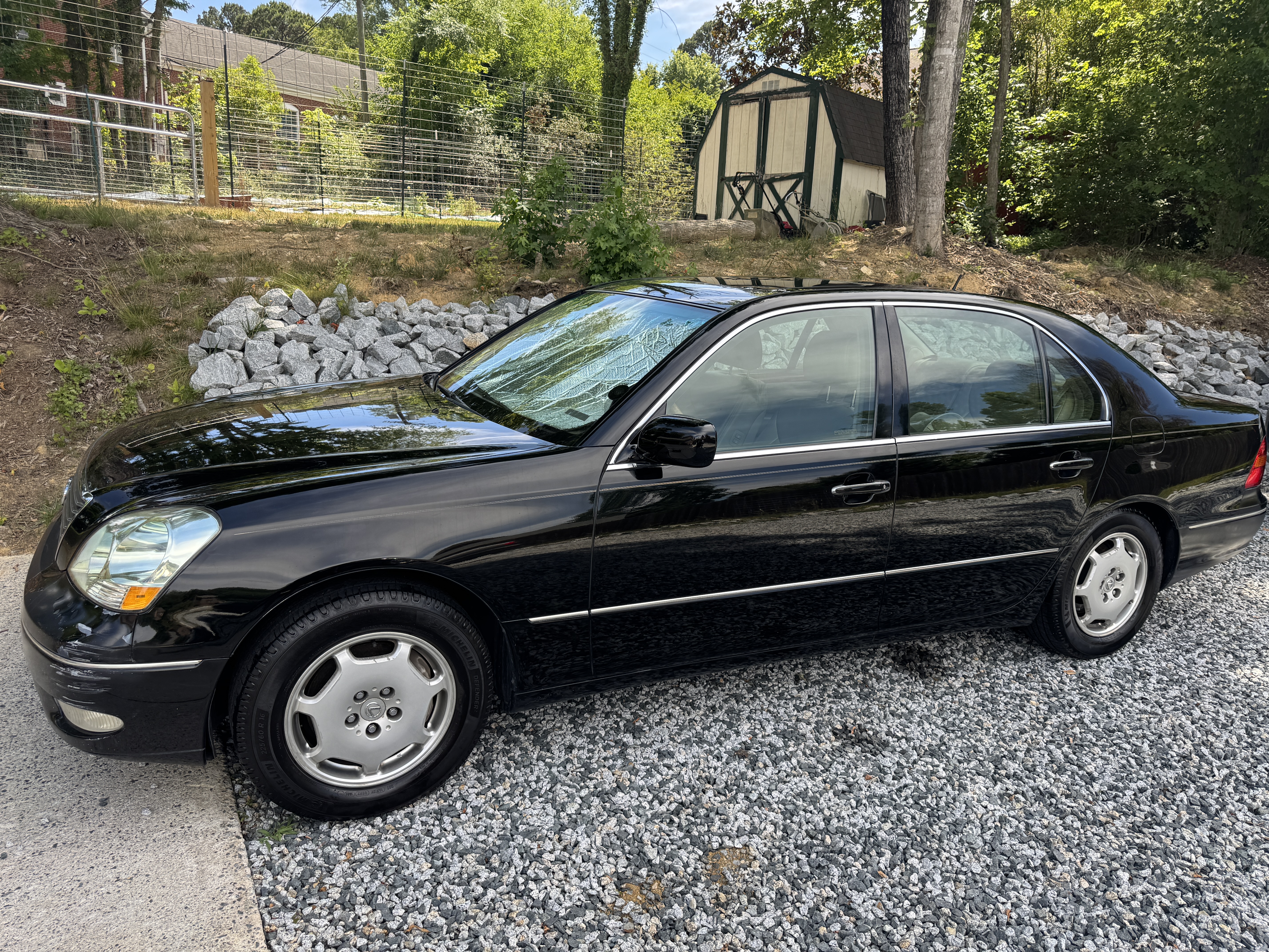 Used 2002 Lexus LS 430 RWD image 1