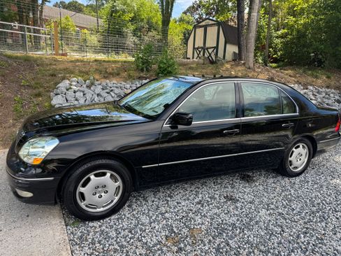 Used 2002 Lexus LS 430 RWD image 1