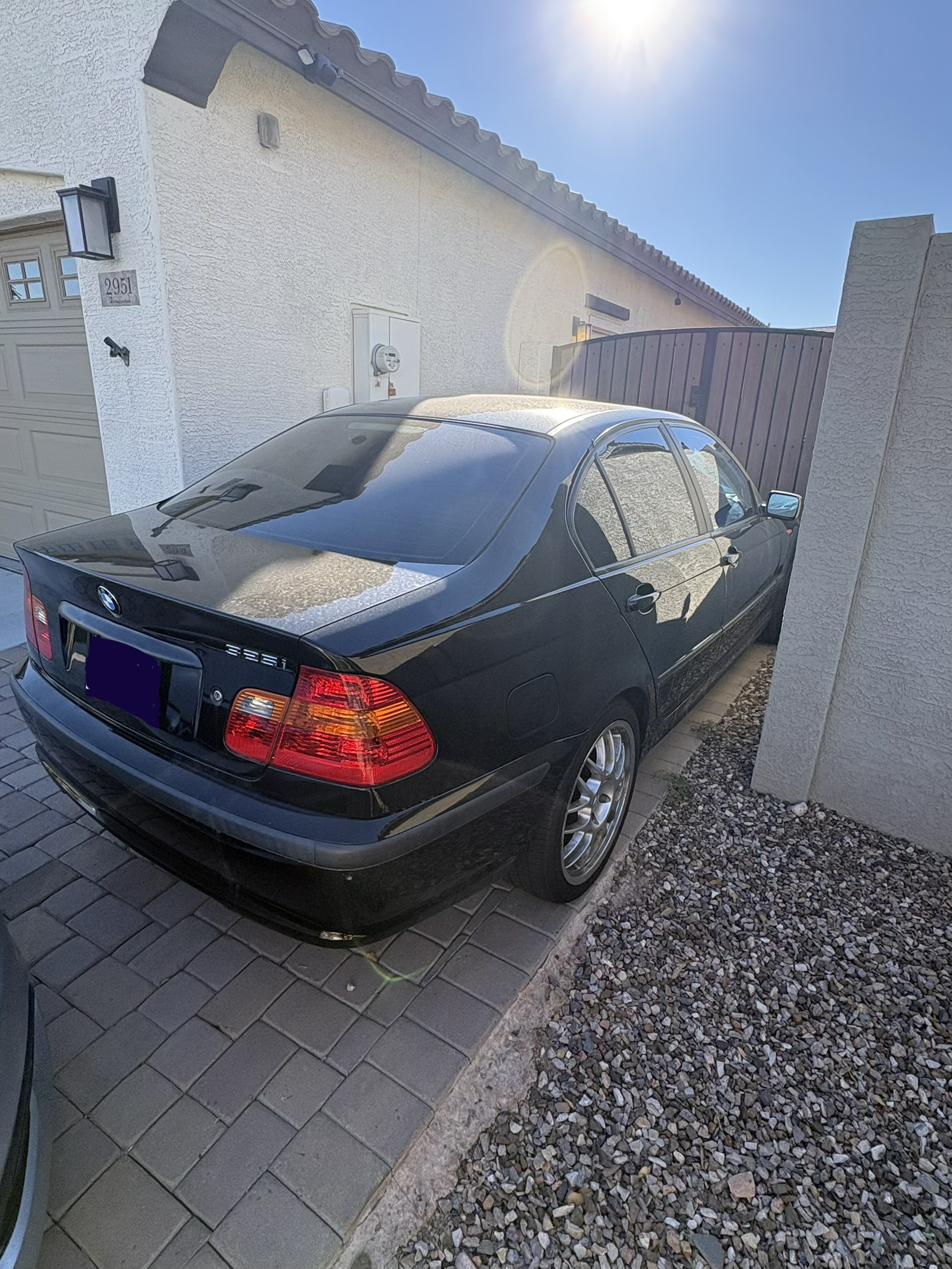 Used 2002 BMW 325i Sedan RWD image 2