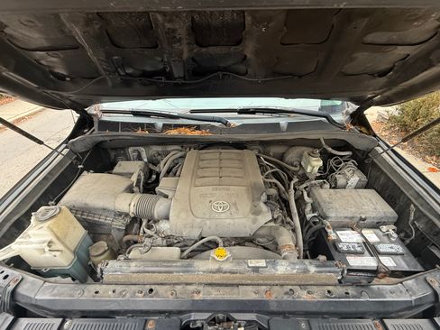 Used 2014 Toyota Tundra SR image 13