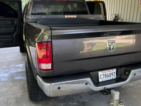 Used 2018 RAM 2500 Tradesman w/ Chrome Appearance Group AWD/4WD image 9