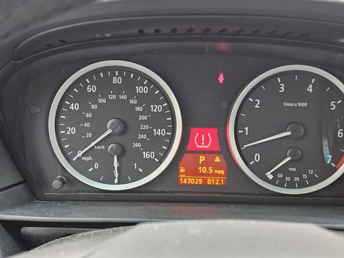 Used 2004 BMW 545i 545i Sedan 4D image 6