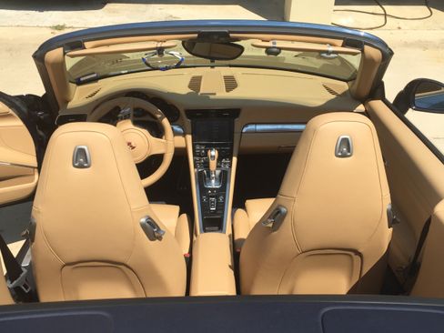 Used 2013 Porsche 911 Carrera image 5