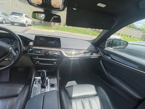 Used 2019 BMW 540i w/ Executive Package RWD image 11