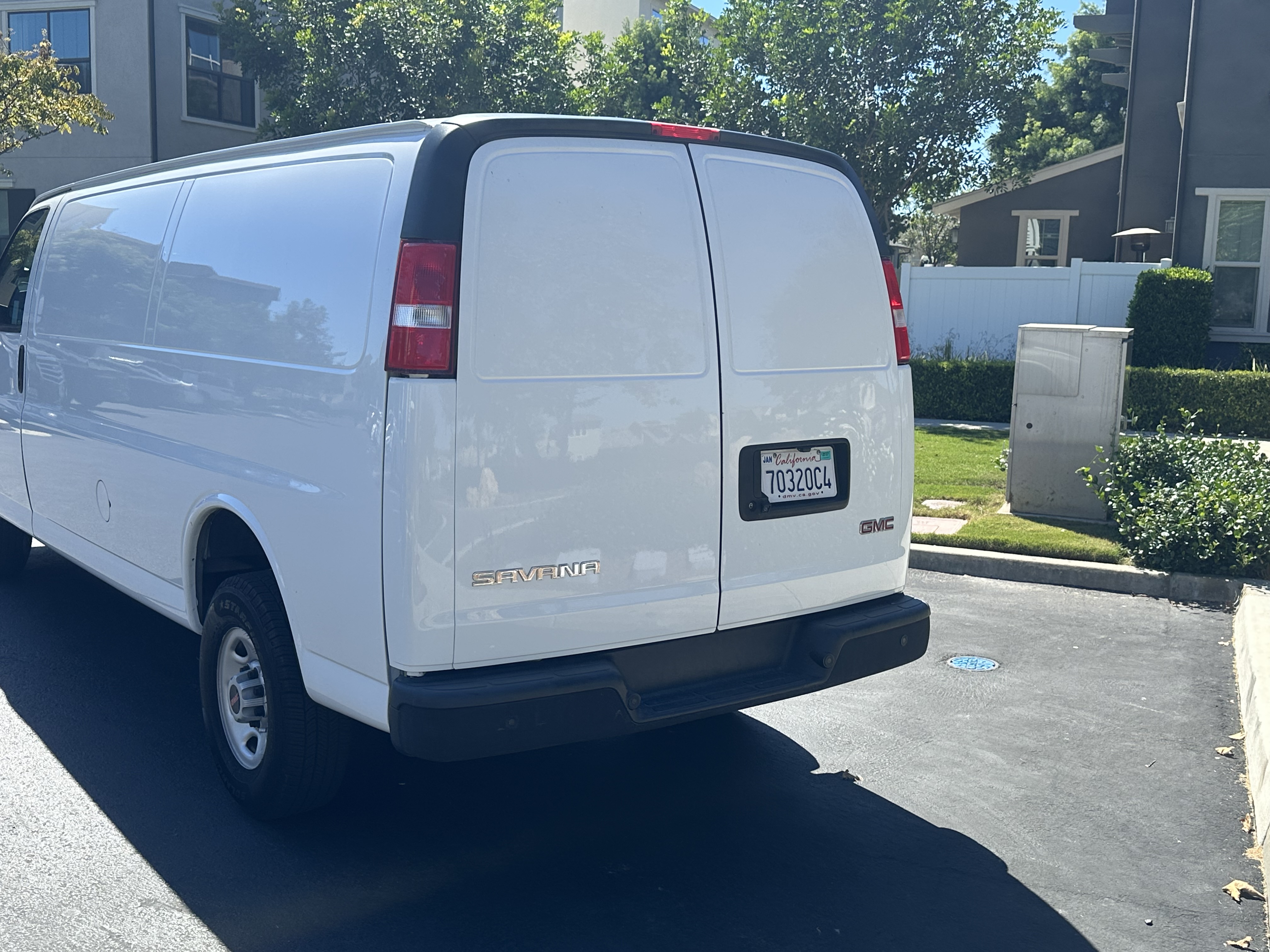 Used 2023 GMC Savana 2500 Extended w/ Driver Convenience Package RWD image 5