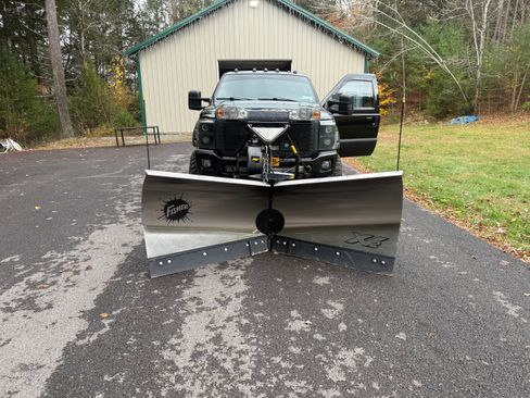 Used 2015 Ford F250 Platinum w/ FX4 Off-Road Package image 28