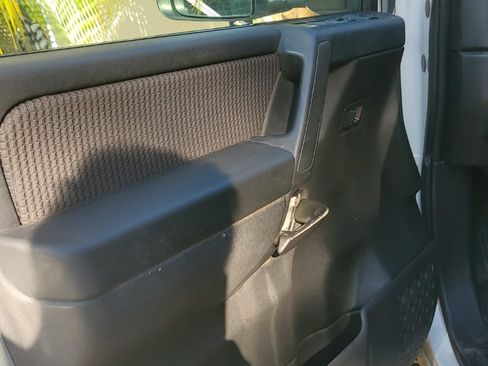 Used 2008 Nissan Titan SE image 8