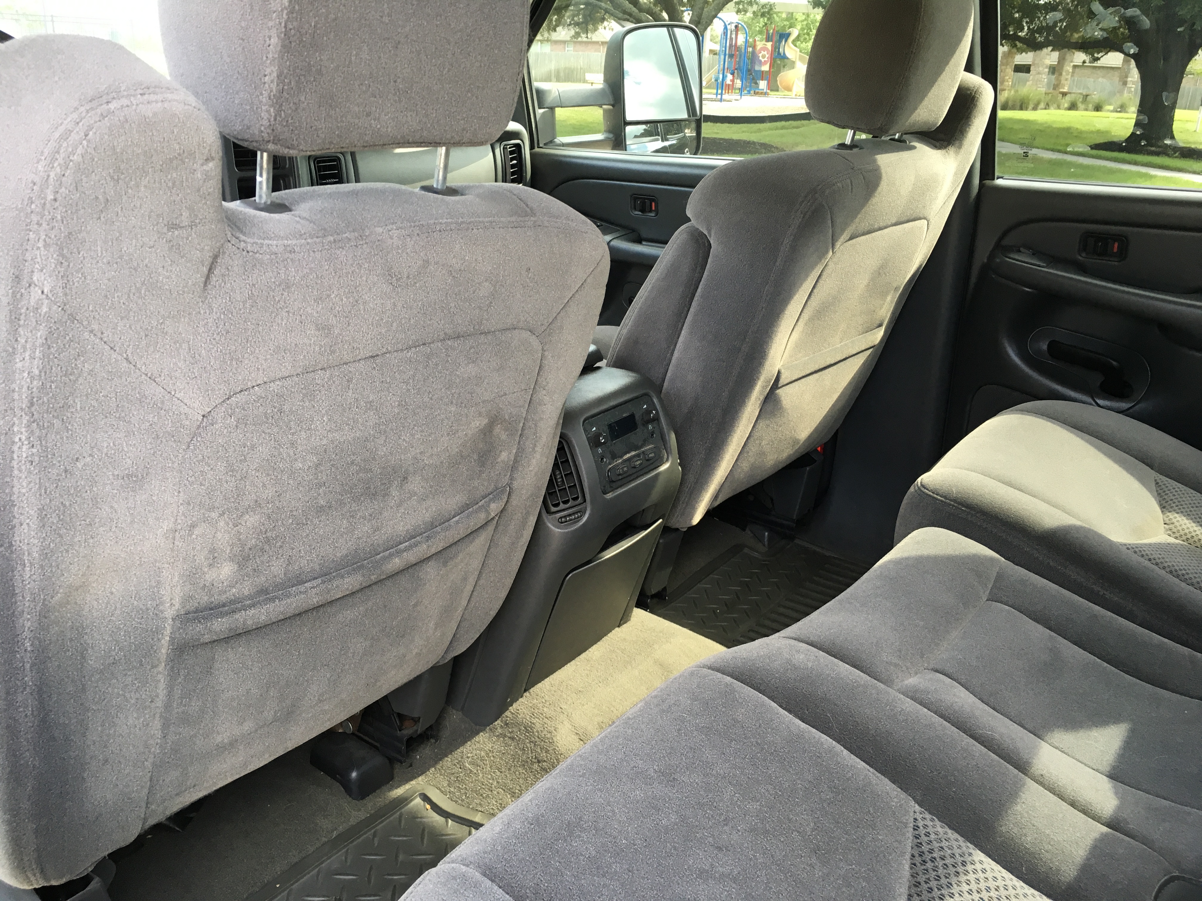 Used 2006 Chevrolet Silverado 2500 LT w/ Heavy-Duty Power Package RWD image 15