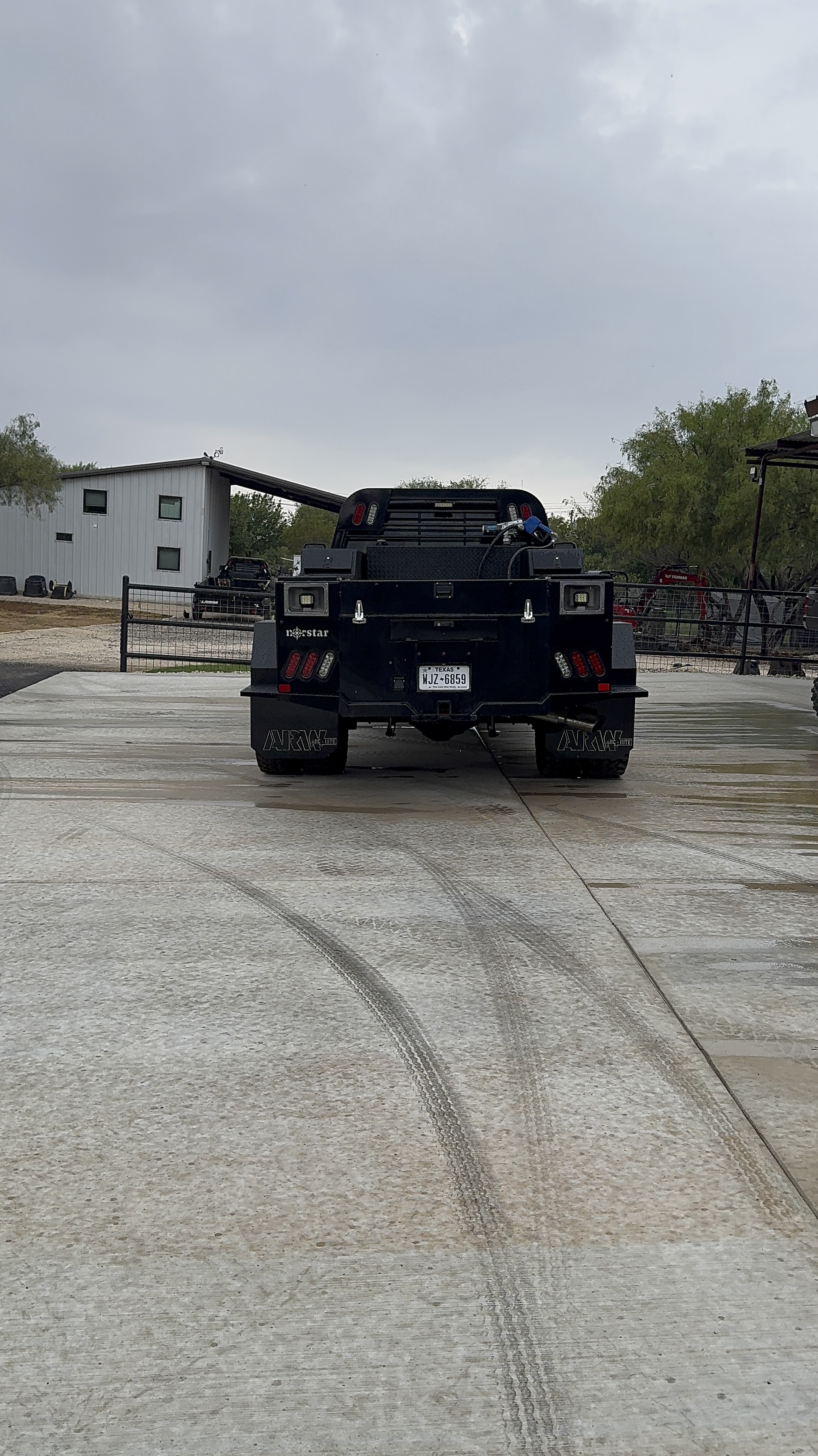 Used 1999 Ford F350 4x4 SuperCab DRW Super Duty image 19