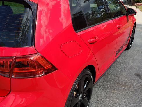 Used 2017 Volkswagen GTI S image 14