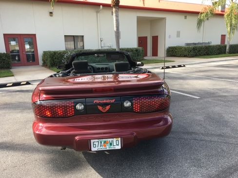Used 2001 Pontiac Firebird Convertible image 11