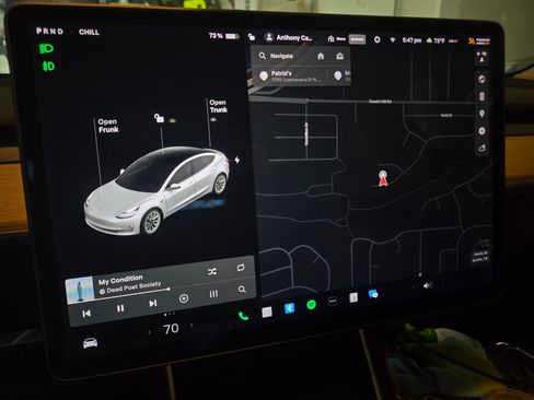 Used 2018 Tesla Model 3 Long Range image 10