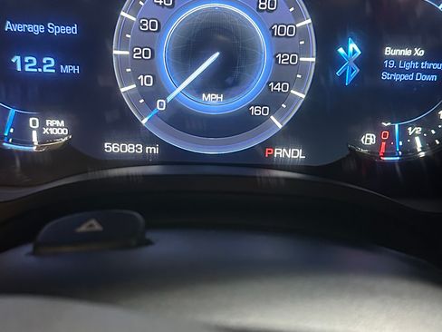 Used 2017 Cadillac Escalade Platinum image 13