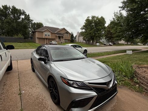 Used 2023 Toyota Camry XSE w/ Navigation Package FWD image 4