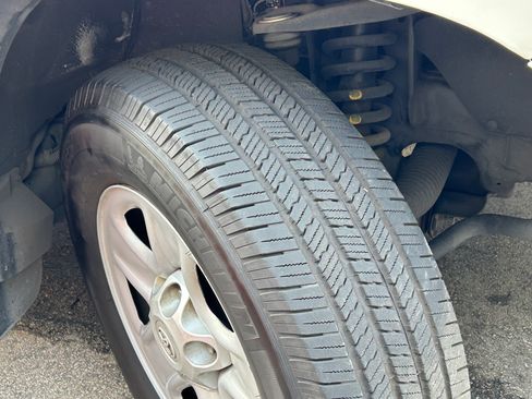 Used 2014 Toyota Tundra SR image 11