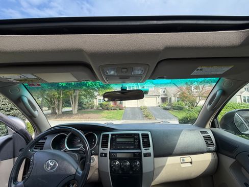 Used 2007 Toyota 4Runner Sport RWD image 10