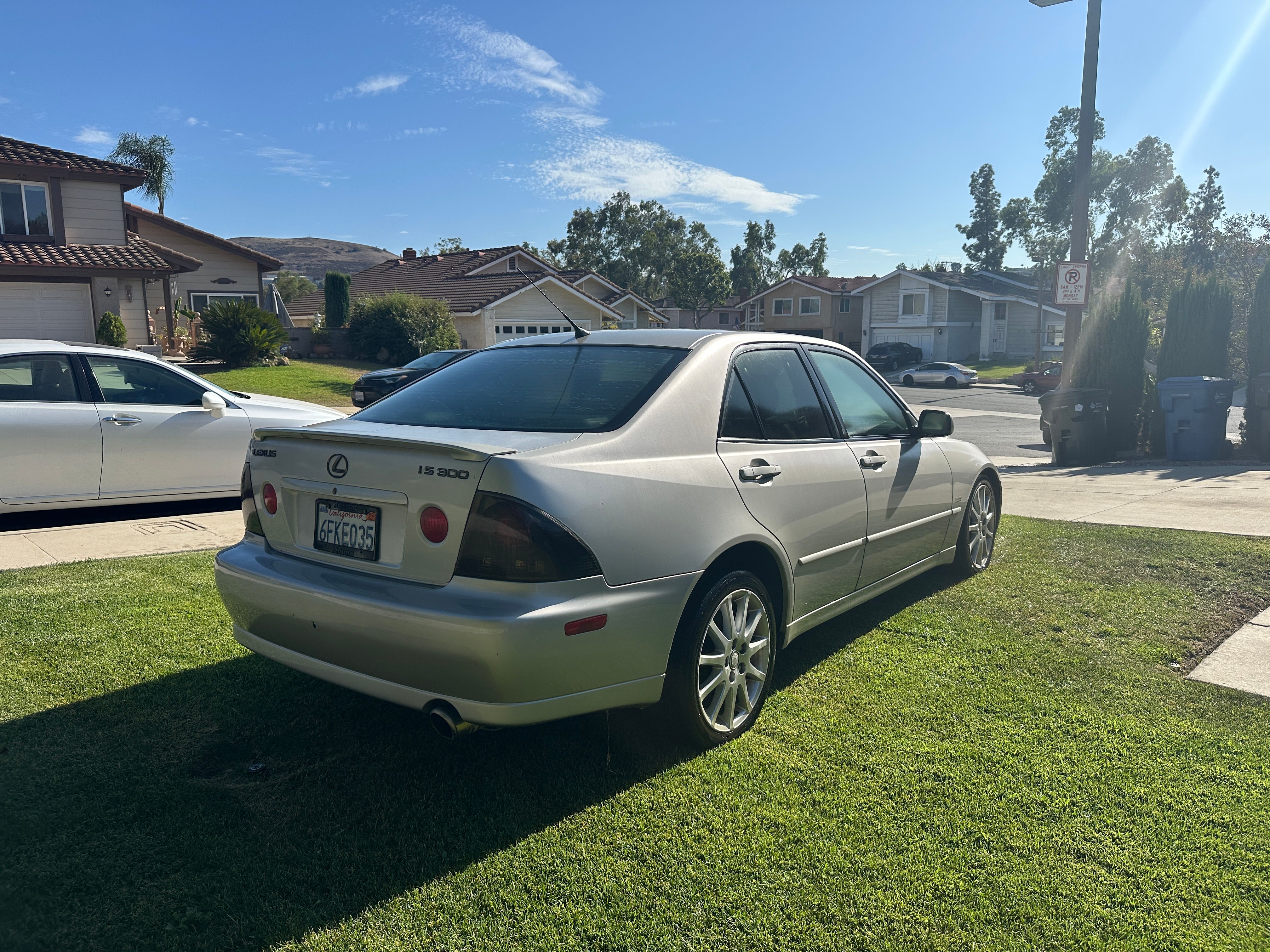 Used 2004 Lexus IS 300 RWD image 6