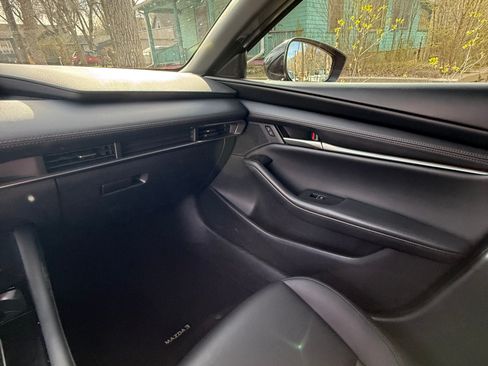 Used 2024 MAZDA MAZDA3 s image 13