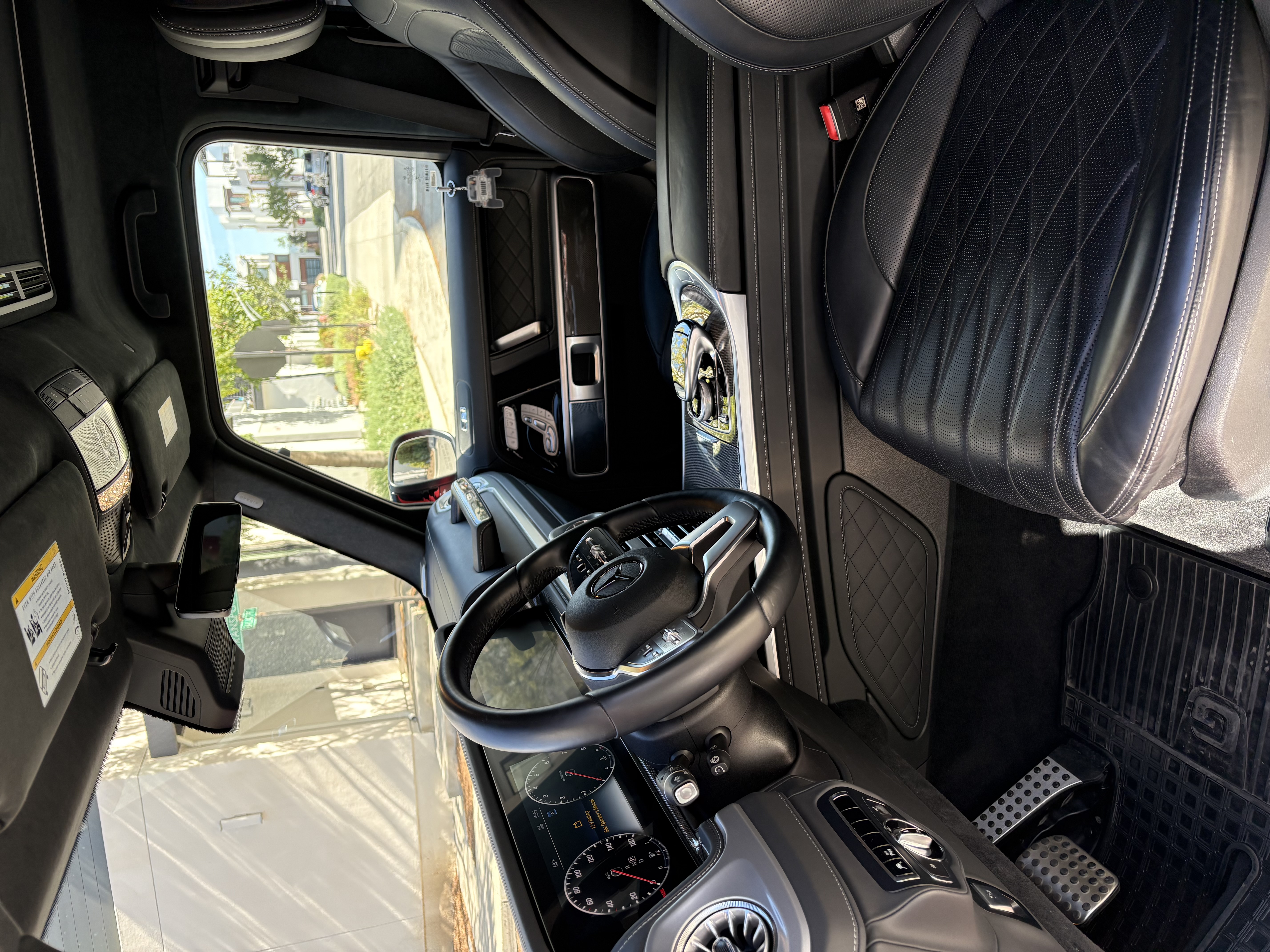 Used 2022 Mercedes-Benz G 550 image 10