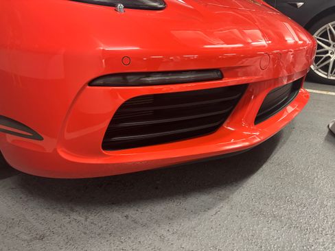 Used 2022 Porsche 718 Cayman Coupe 2D image 5