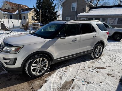 Used 2017 Ford Explorer XLT w/ Equipment Group 202A