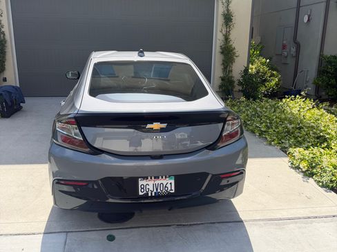 Used 2019 Chevrolet Volt Premier w/ Driver Confidence II Package FWD image 2
