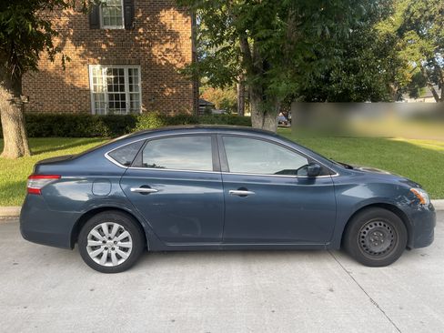Used 2013 Nissan Sentra SV FWD image 6